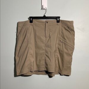 Duluth Trading Co Tan Dry On The Fly Skort Women’s Size 24 Nylon Stretch Skirt
